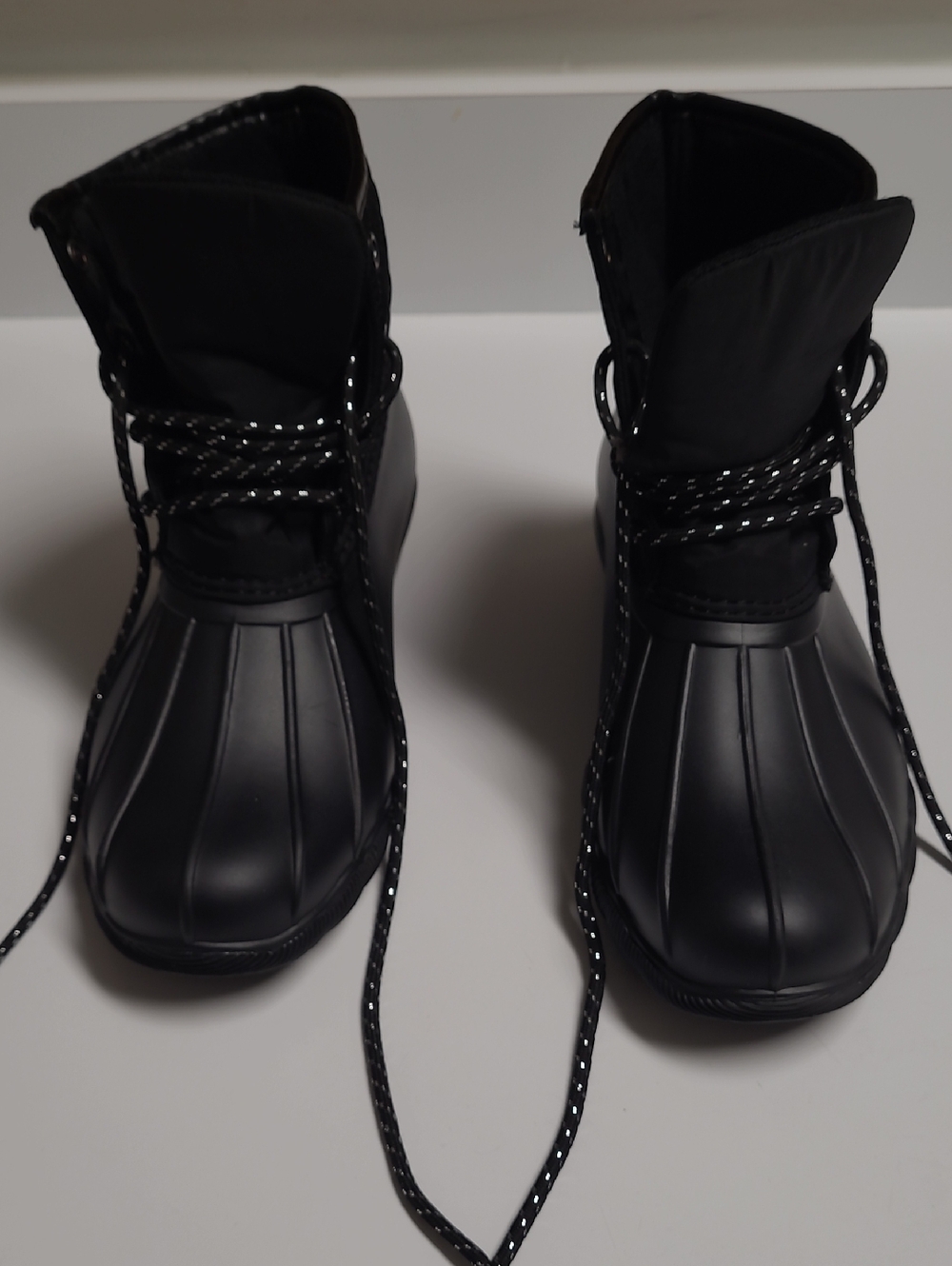 Alpine High-Top Lace-Up Black Duck Boot-Style Rain Boots - Size 8